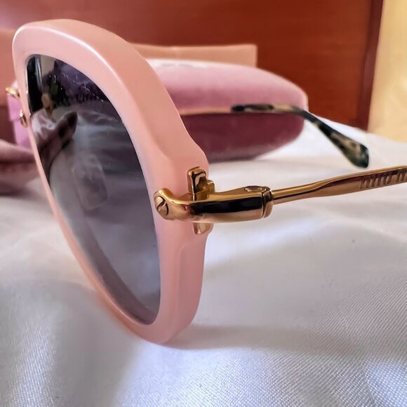 Authentic MIU MIU Occhiali Frames Orchidea Opaque Lenses SUNGLASSES + Bag & Case - Picture 4 of 10